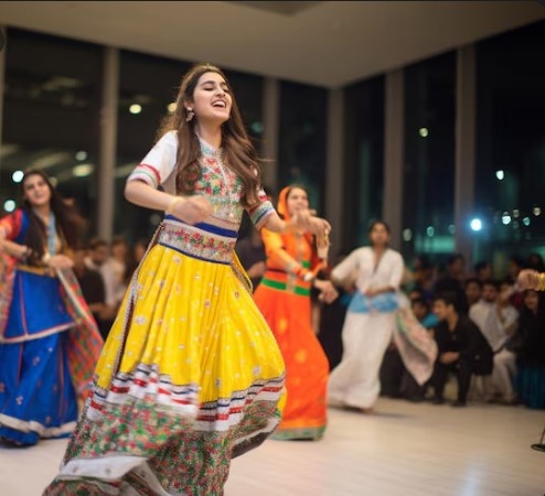 Best Bollywood Dance Classes in Indirapuram